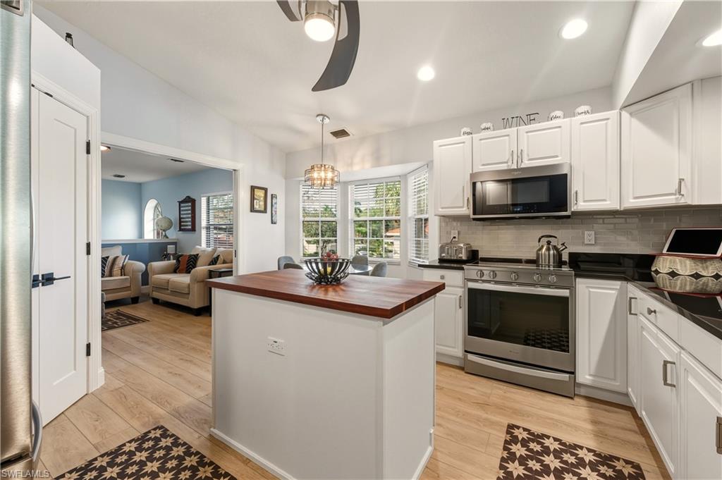 6185 Reserve Circle, Unit 1403 Naples, FL 34119 - Photo 11 of 41