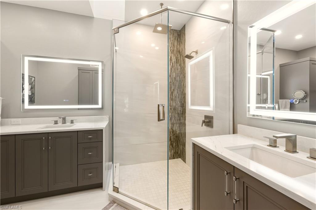 6185 Reserve Circle, Unit 1403 Naples, FL 34119 - Photo 18 of 41