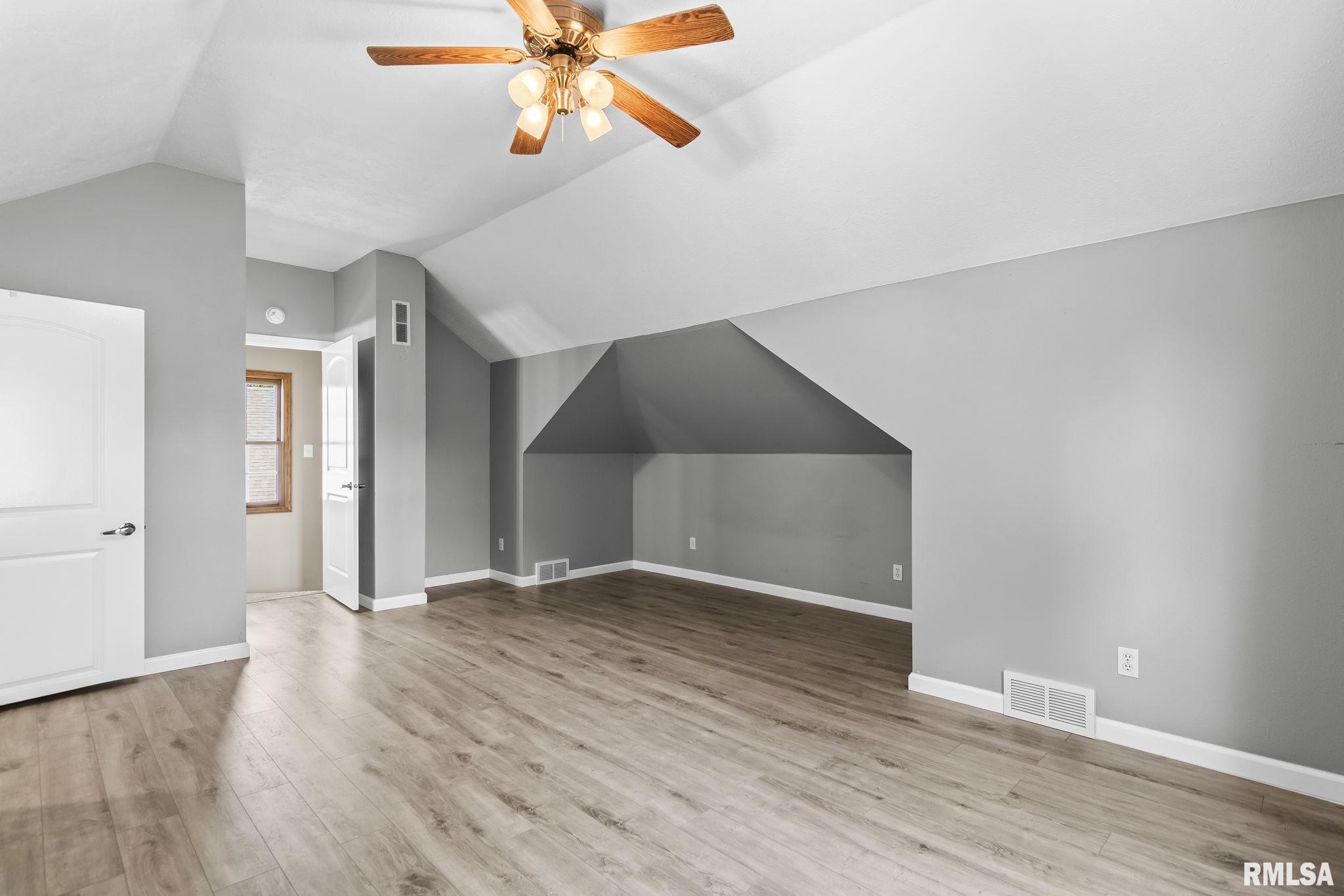 324 Edwards Street Nokomis, IL 62075 - Photo 35 of 47