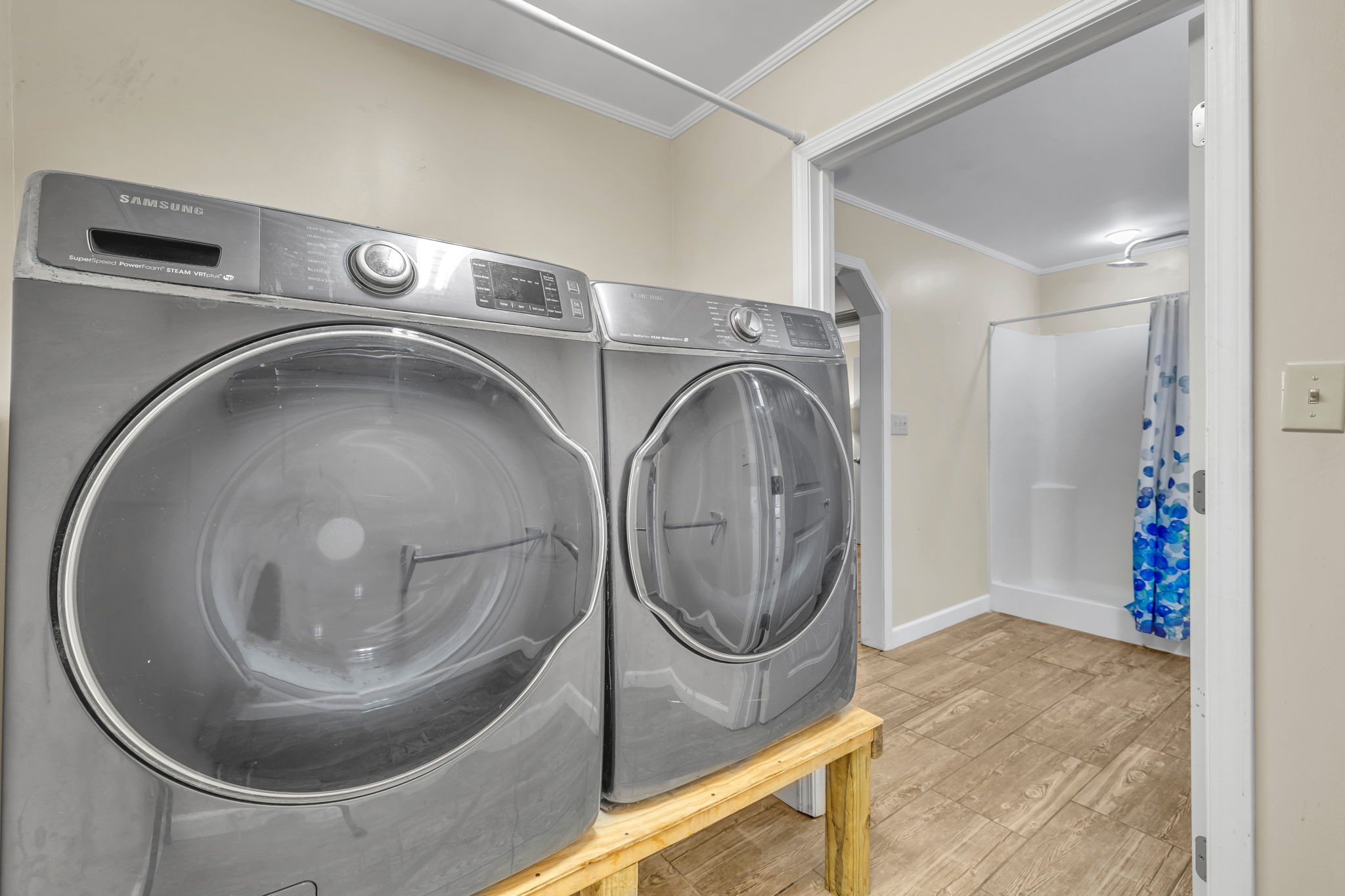427 Telegraph Street Tennessee Ridge, TN 37178 - Photo 22 of 47 a utility room with dryer and washer