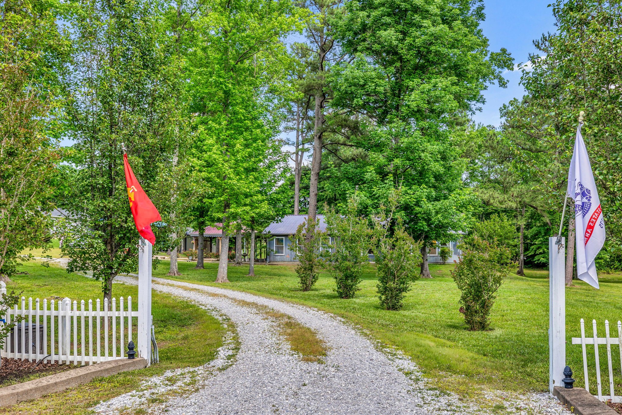 427 Telegraph Street Tennessee Ridge, TN 37178 - Photo 47 of 47 a view of a park with large trees