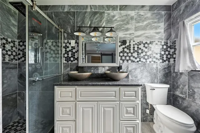 $2,100 | 405 North Buena Vista Avenue, Orlando, FL 32835