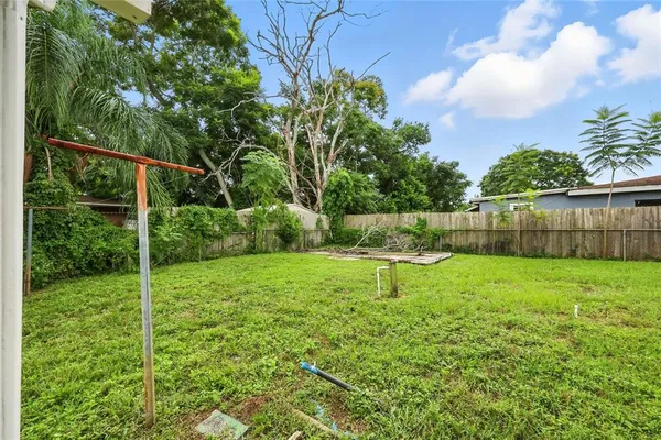 $2,100 | 405 North Buena Vista Avenue, Orlando, FL 32835