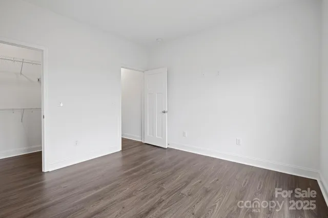 a view of utility room