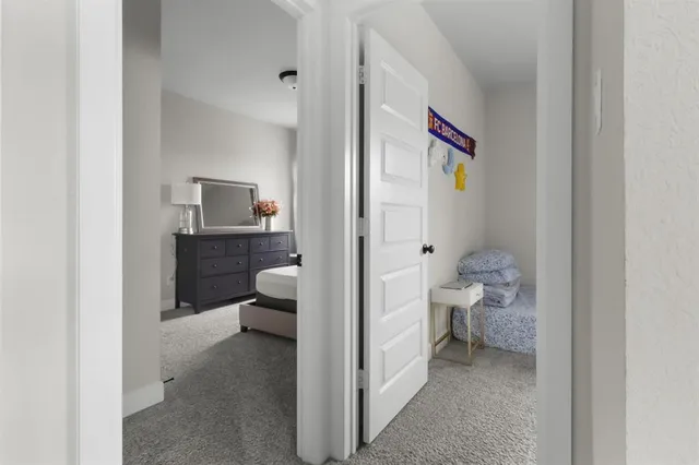 $3,400 | 711 Prairie Falcon Drive, Arlington, TX 76005