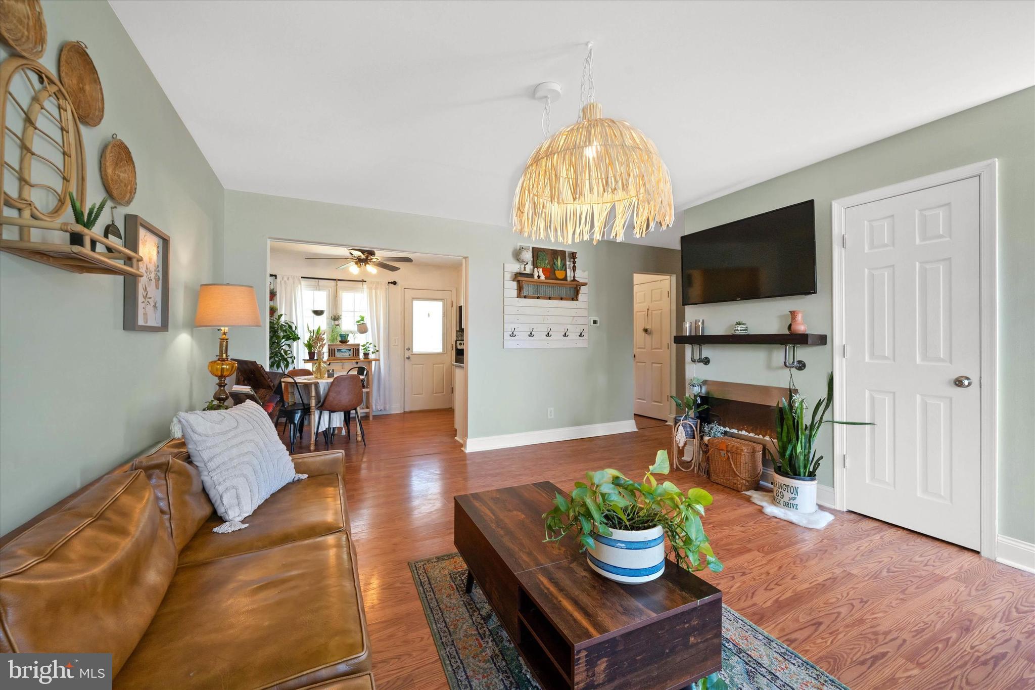 141 West Rutherford Drive Newark, DE 19713 - Photo 6 of 30 a living room with furniture fireplace and a flat screen tv