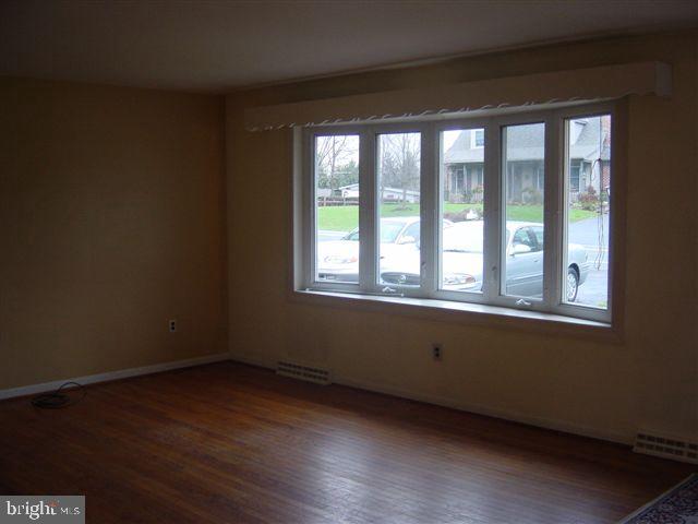 422 Owl Hill Road Lititz, PA 17543 - Photo 2 of 6