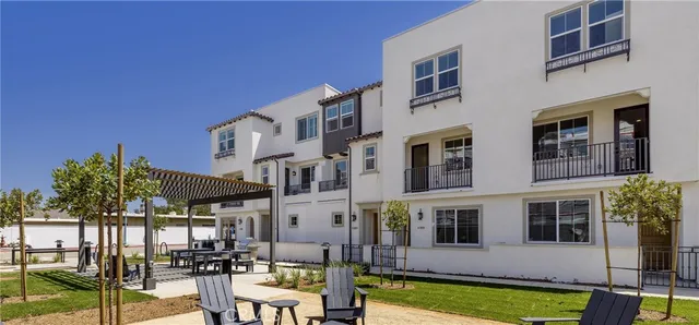$924,990 | 1305 Yannis Court, El Cajon, CA 92019
