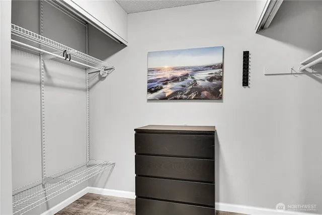 $449,000 | 2562 Thorndyke Avenue West, Unit 104, Seattle, WA 98199