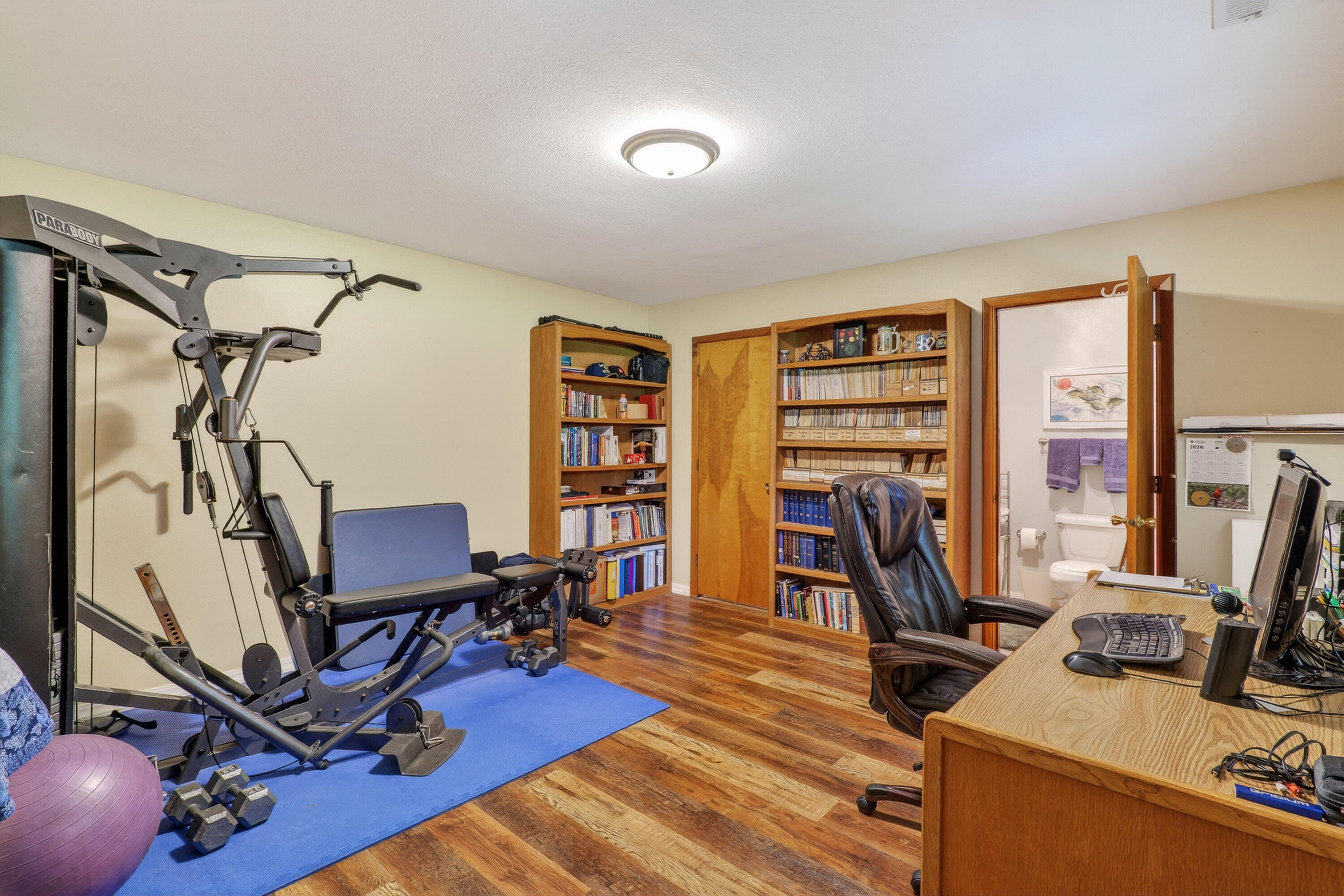 244 Riessen Road Grants Pass, OR 97526 - Photo 24 of 52 a view of a room with gym equipment