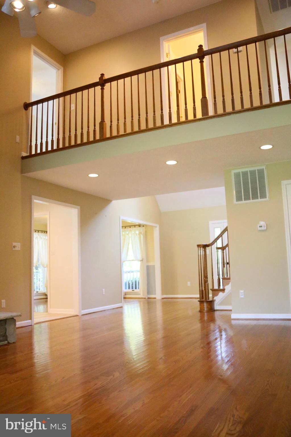 341 Morgan Ford Road Front Royal, VA 22630 - Photo 11 of 33 Living Room
