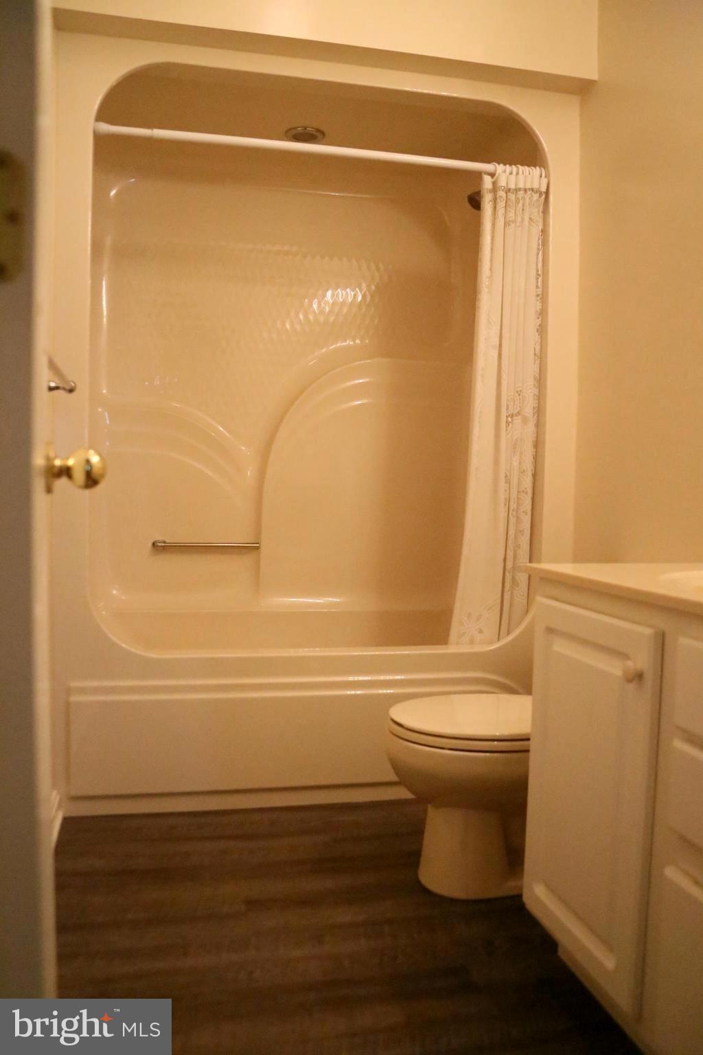 341 Morgan Ford Road Front Royal, VA 22630 - Photo 27 of 33 Full Bath (Main Floor)