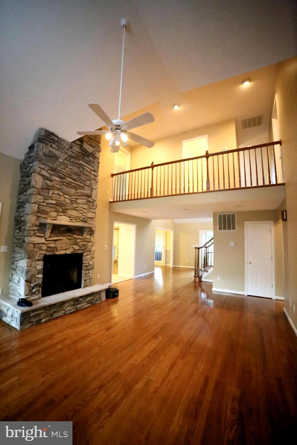 341 Morgan Ford Road Front Royal, VA 22630 - Photo 9 of 33 Living Room