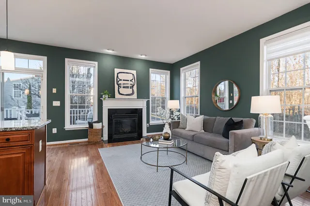 $595,000 | 2234 Henry Watts Loop, Woodbridge, VA 22191