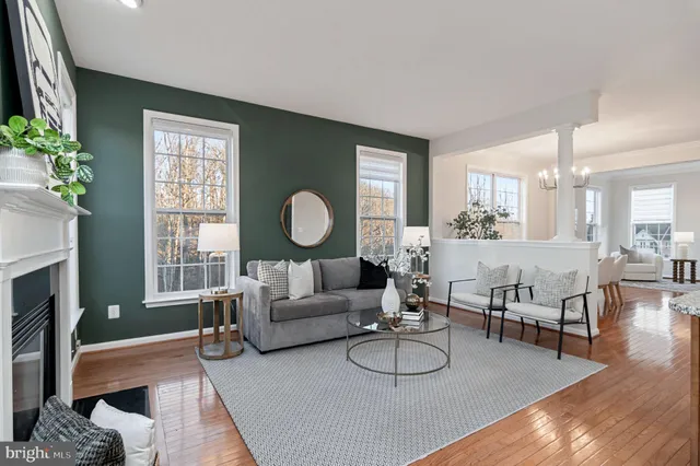 $595,000 | 2234 Henry Watts Loop, Woodbridge, VA 22191