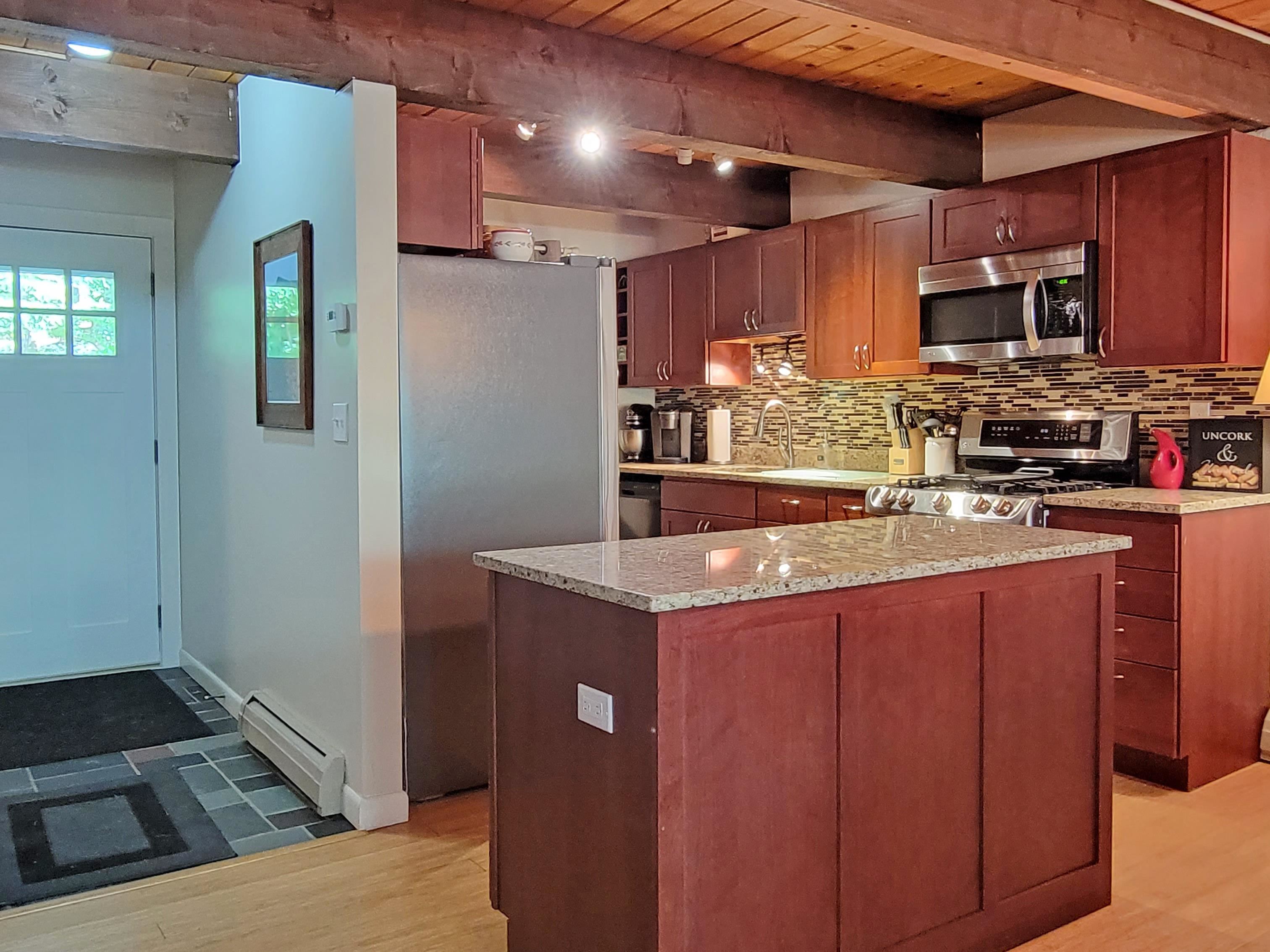 67 Fox Hill Road, Unit 7 Stowe, VT 05672 - Photo 3 of 14 Gallery Image 3