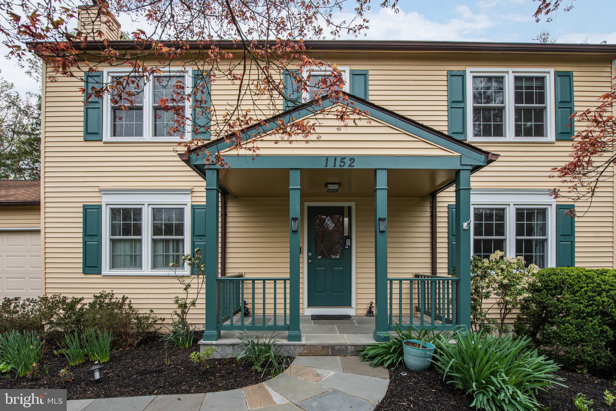 1152 Bandy Run Road Herndon, VA 20170 - Photo 2 of 29 Gallery Image 2