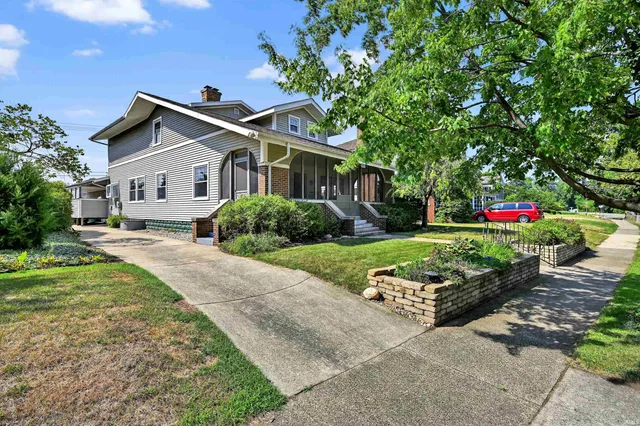 $415,000 | 447 Edgewater Drive, Mishawaka, IN 46545