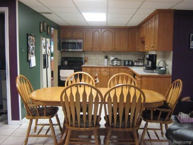 25140 Rosenbusch Boulevard Warren, MI 48089 - Photo 25 of 30 Rosenbusch 038.JPG