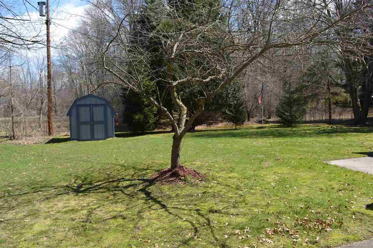 9077 Peters Road Algonac, MI 48001 - Photo 32 of 33 31286040-31.JPG