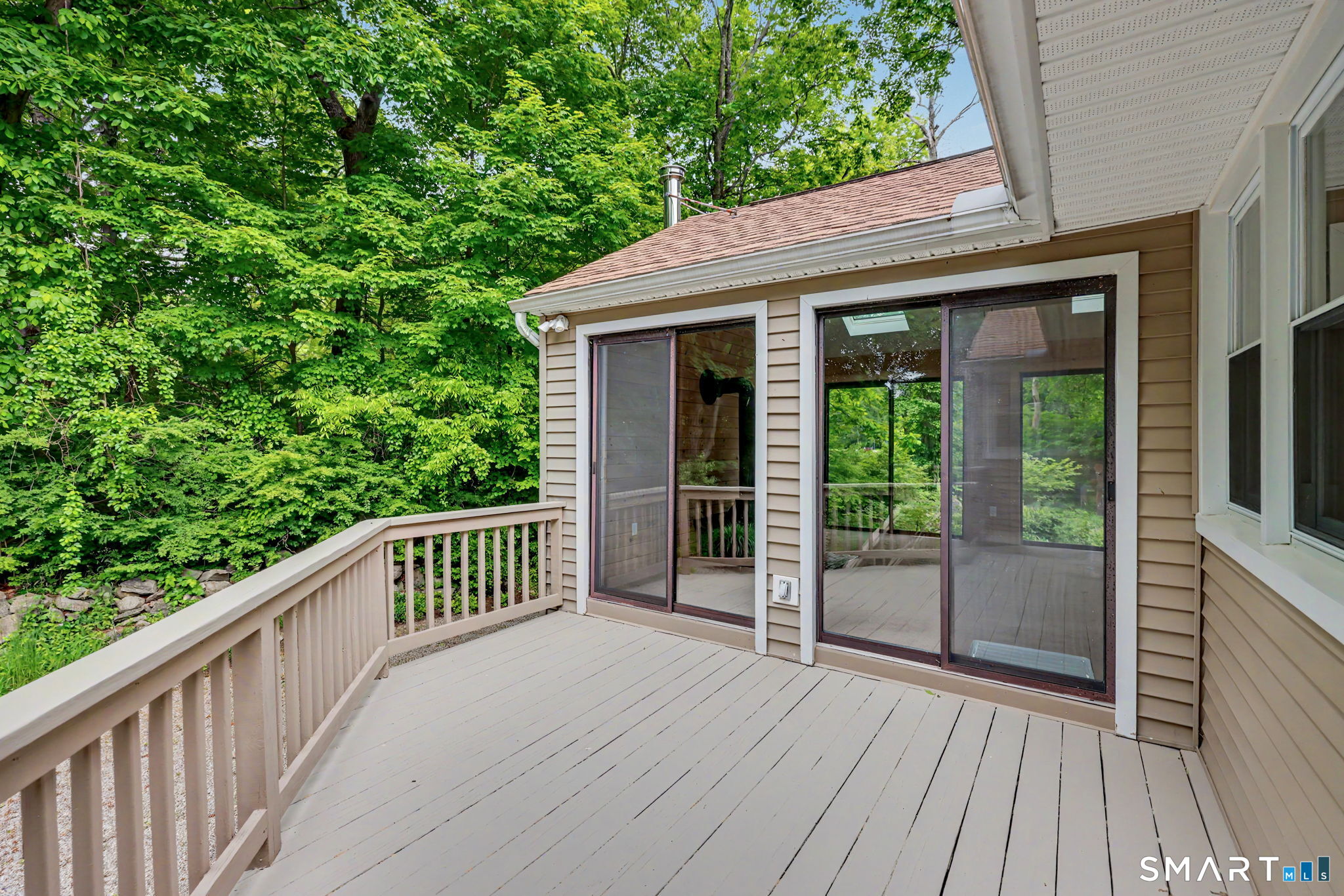 27 Apple Lane Redding, CT 06896 - Photo 4 of 40