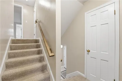 $699,950 | 5475 West 85th Terrace, Prairie Village, KS 66207