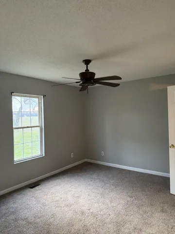 $1,400 | 3685 Holders Cove Road, Winchester, TN 37398