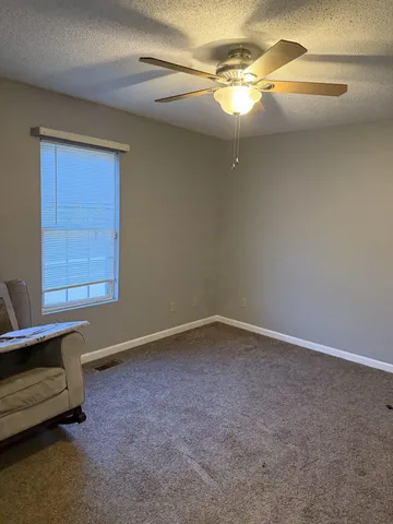 $1,400 | 3685 Holders Cove Road, Winchester, TN 37398