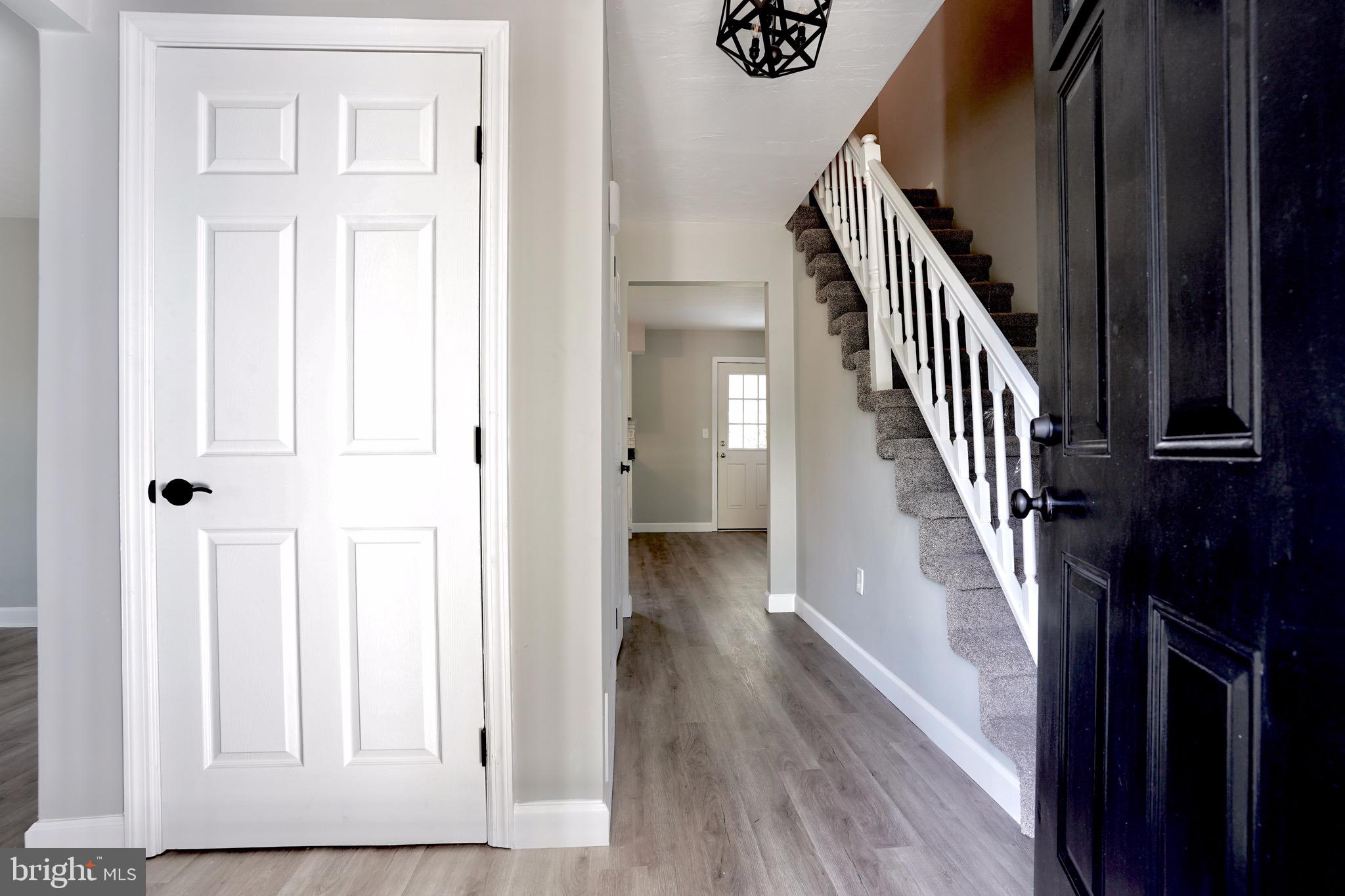 2431 Opal Road York, PA 17408 - Photo 3 of 43 Gallery Image 3
