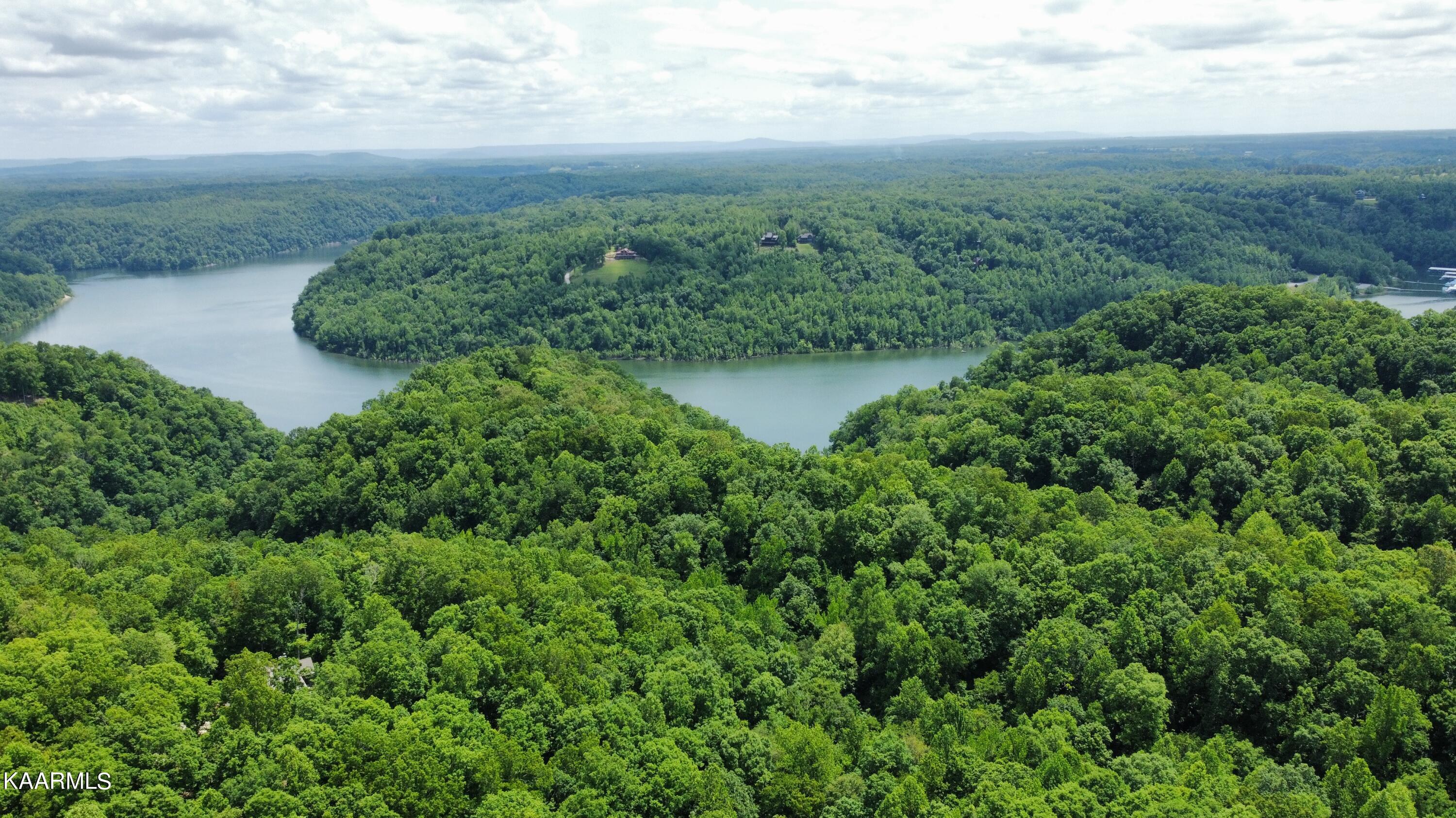 Riverwatch Trace Sparta, TN 38583 - Photo 8 of 13 dji_fly_20230519_134336_601_168452761547