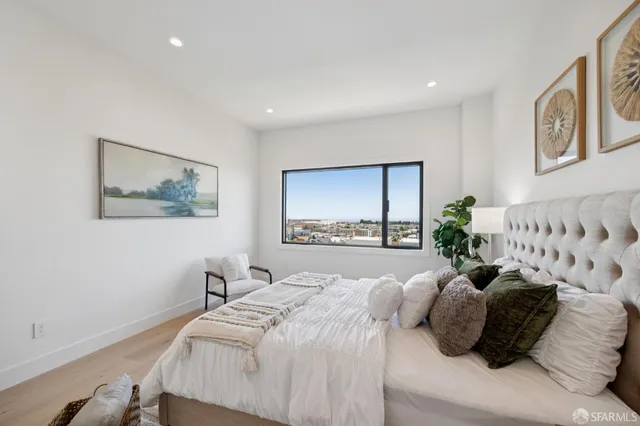 $2,699,000 | 2015 16th Avenue, San Francisco, CA 94116