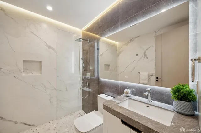 $2,699,000 | 2015 16th Avenue, San Francisco, CA 94116