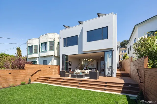 $2,699,000 | 2015 16th Avenue, San Francisco, CA 94116