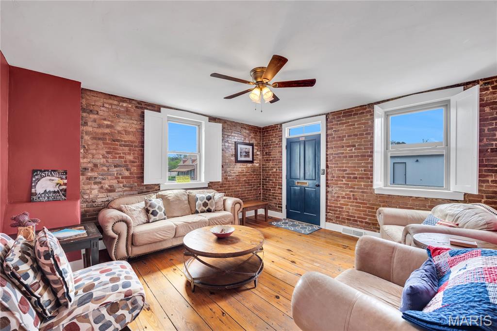 117 East 5th Street Hermann, MO 65041 - Photo 3 of 41