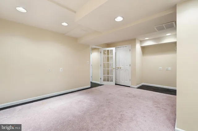 an empty room with an entryway
