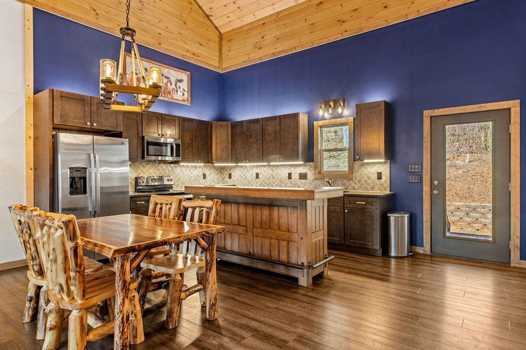 78 Lake Top Lane Ellijay, GA 30540 - Photo 7 of 76