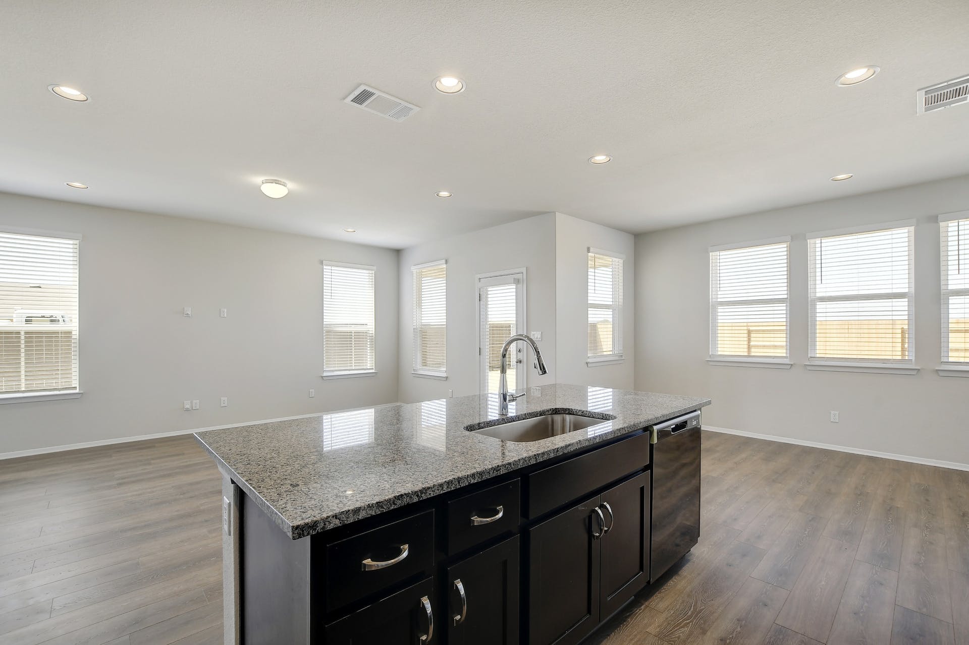 293 Tempest Trail Maxwell, TX 78656 - Photo 8 of 28