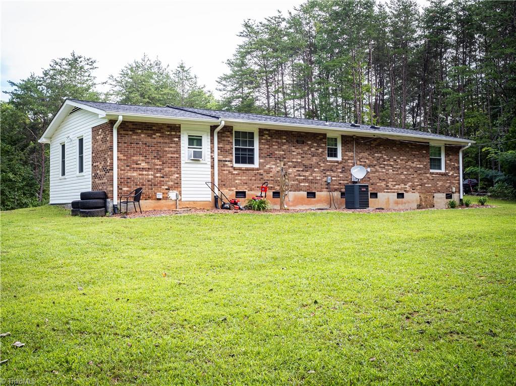584 Danbury Bridge Road Madison, NC 27025 - Photo 21 of 26 Back
