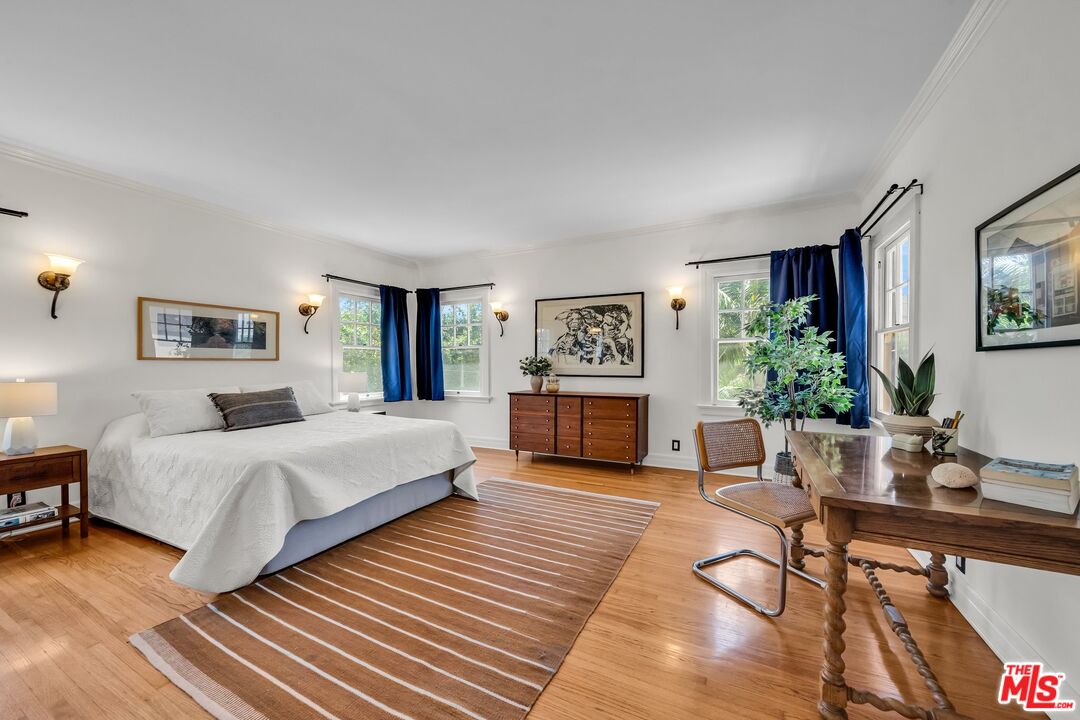 1709 Buckingham Road Los Angeles, CA 90019 - Photo 24 of 69 Gallery Image 24