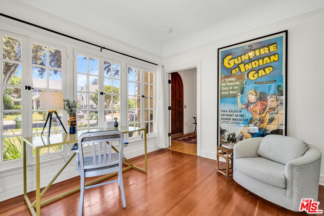 1709 Buckingham Road Los Angeles, CA 90019 - Photo 39 of 69 Gallery Image 39