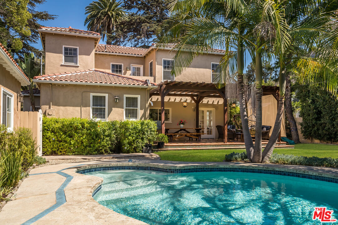 1709 Buckingham Road Los Angeles, CA 90019 - Photo 44 of 69 Gallery Image 44