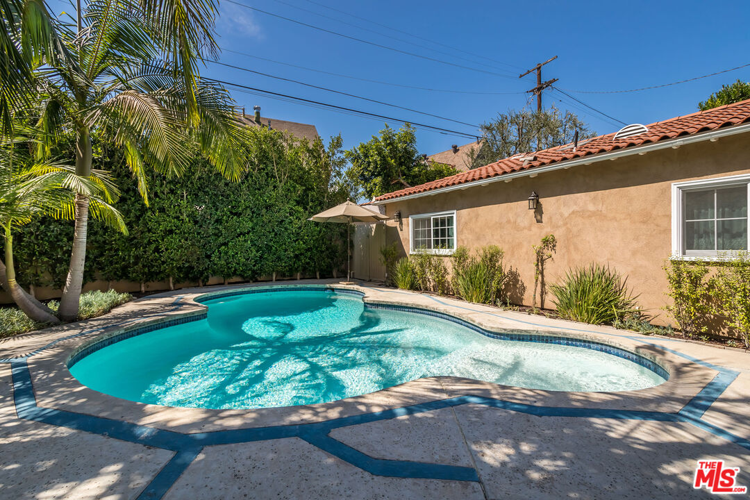 1709 Buckingham Road Los Angeles, CA 90019 - Photo 46 of 69 Gallery Image 46