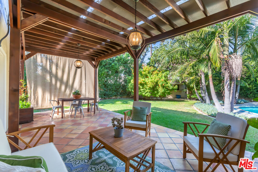 1709 Buckingham Road Los Angeles, CA 90019 - Photo 50 of 69 Gallery Image 50