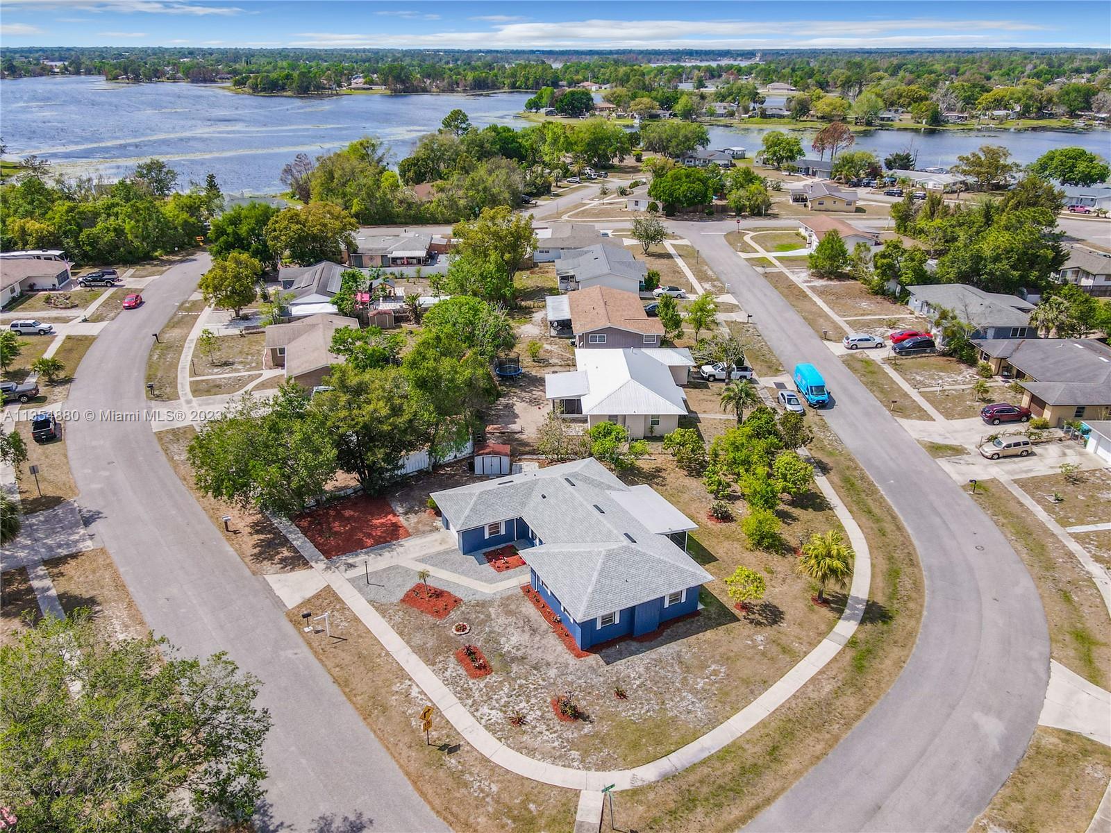 2732 Canal Road Deltona, FL 32738 - Photo 12 of 40 Gallery Image 12