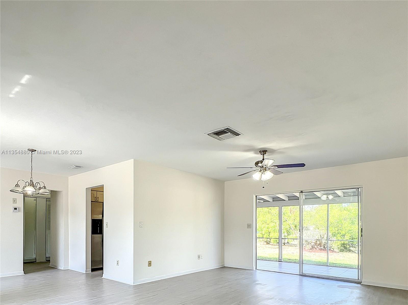 2732 Canal Road Deltona, FL 32738 - Photo 16 of 40 Gallery Image 16