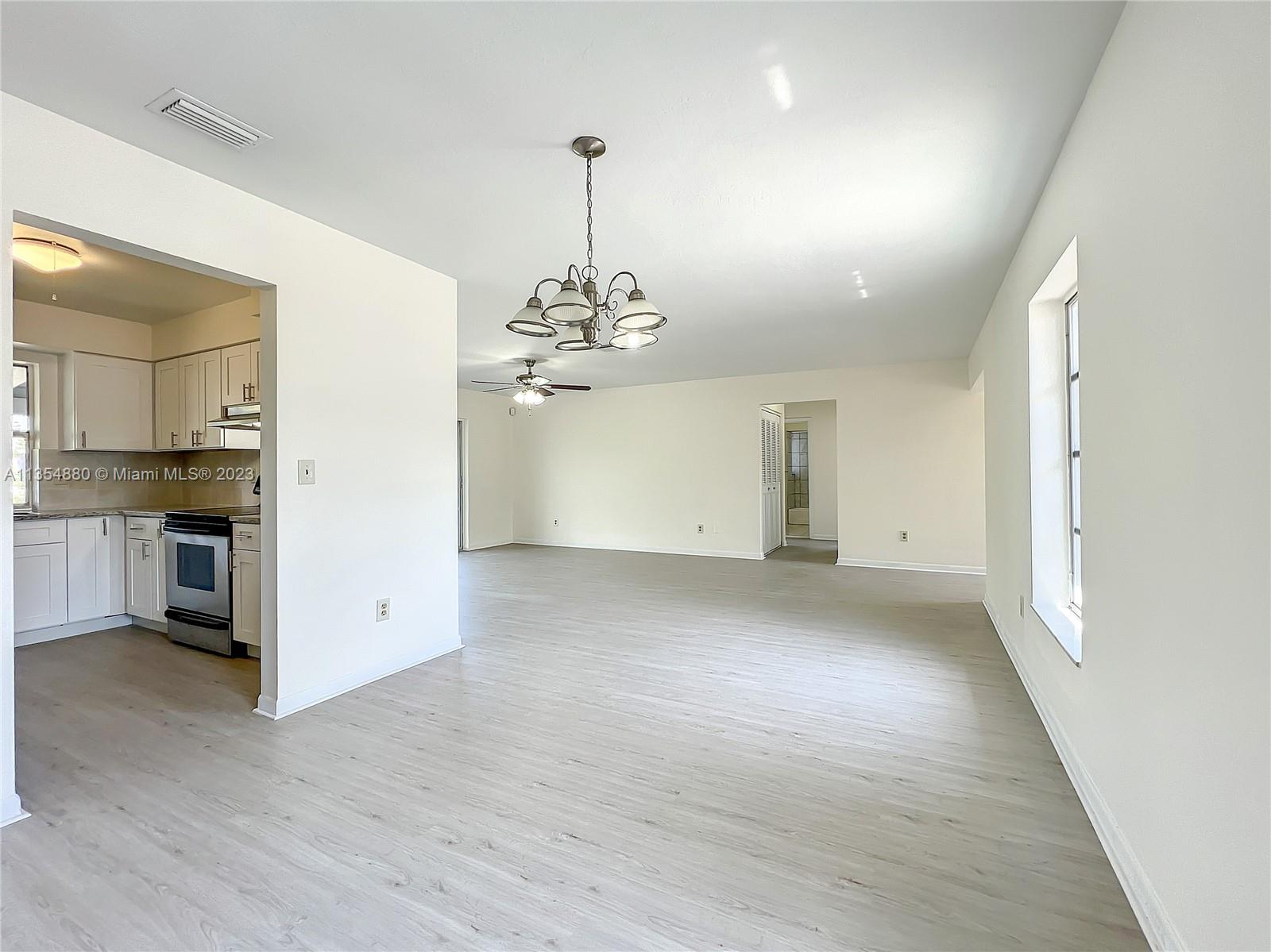2732 Canal Road Deltona, FL 32738 - Photo 21 of 40 Gallery Image 21