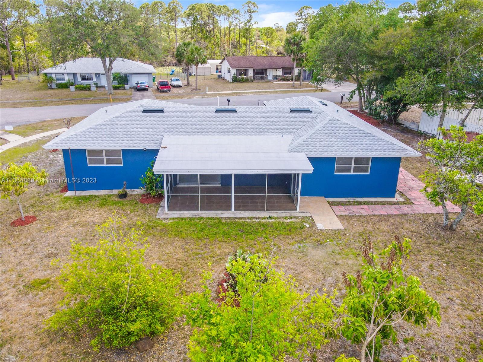 2732 Canal Road Deltona, FL 32738 - Photo 8 of 40 Gallery Image 8