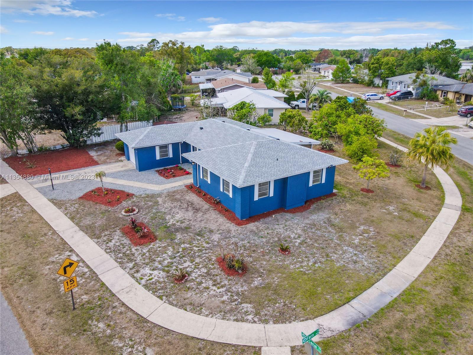 2732 Canal Road Deltona, FL 32738 - Photo 9 of 40 Gallery Image 9