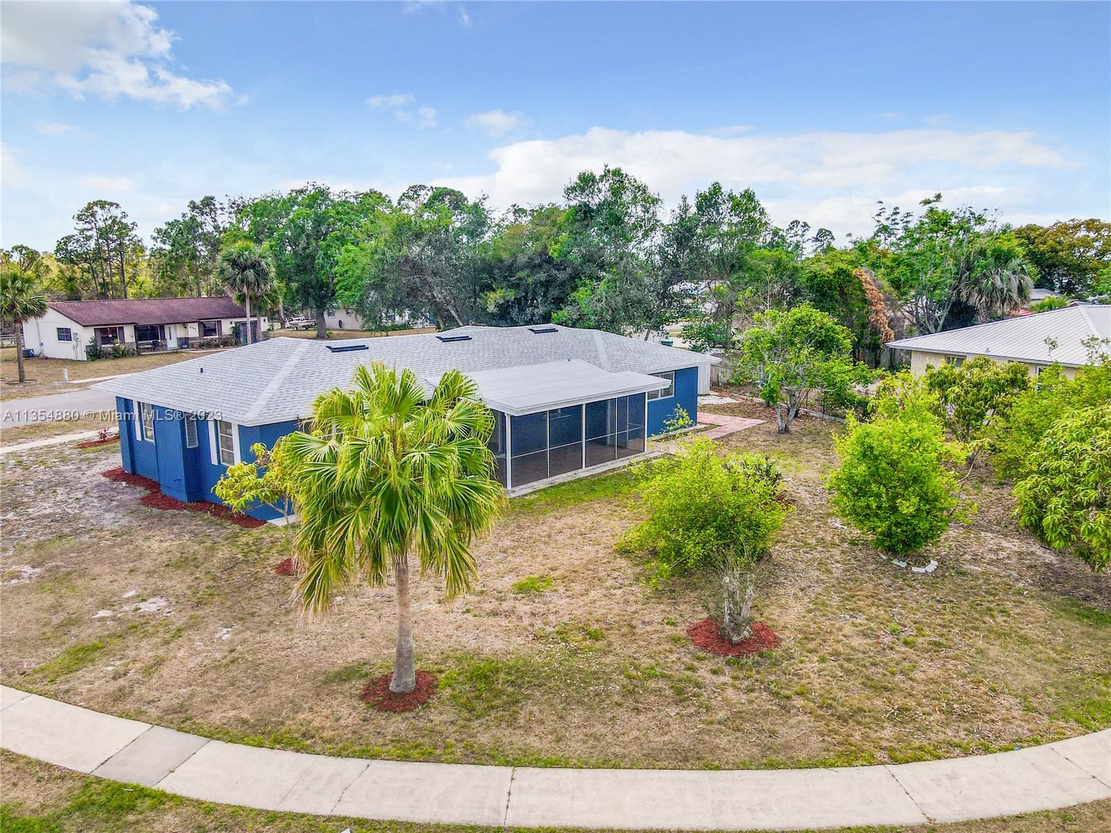 2732 Canal Road Deltona, FL 32738 - Photo 10 of 40 Gallery Image 10