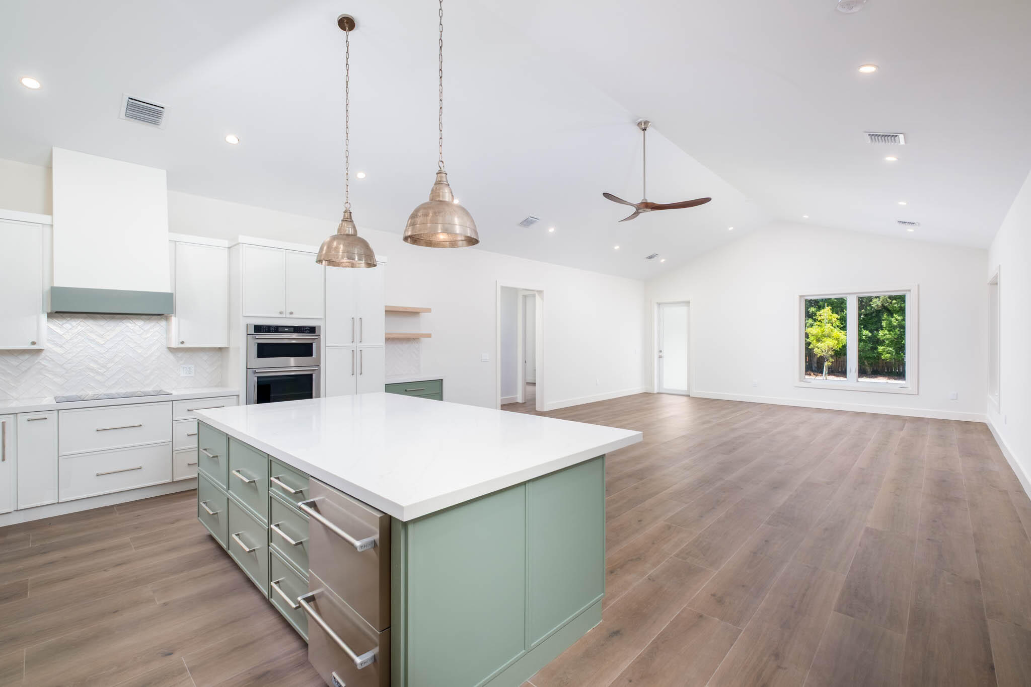 36 Park Road Islamorada, FL 33036 - Photo 10 of 40 Kitchen